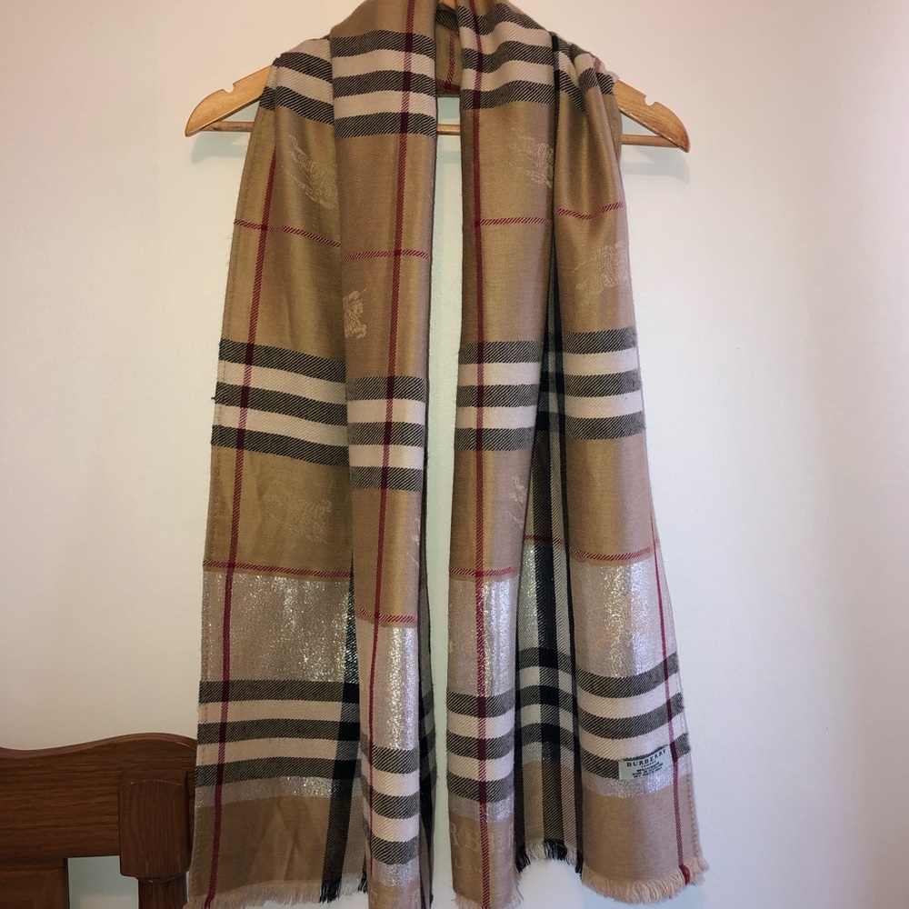 Burberry scarf